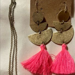 Plunder Design necklace earrings set